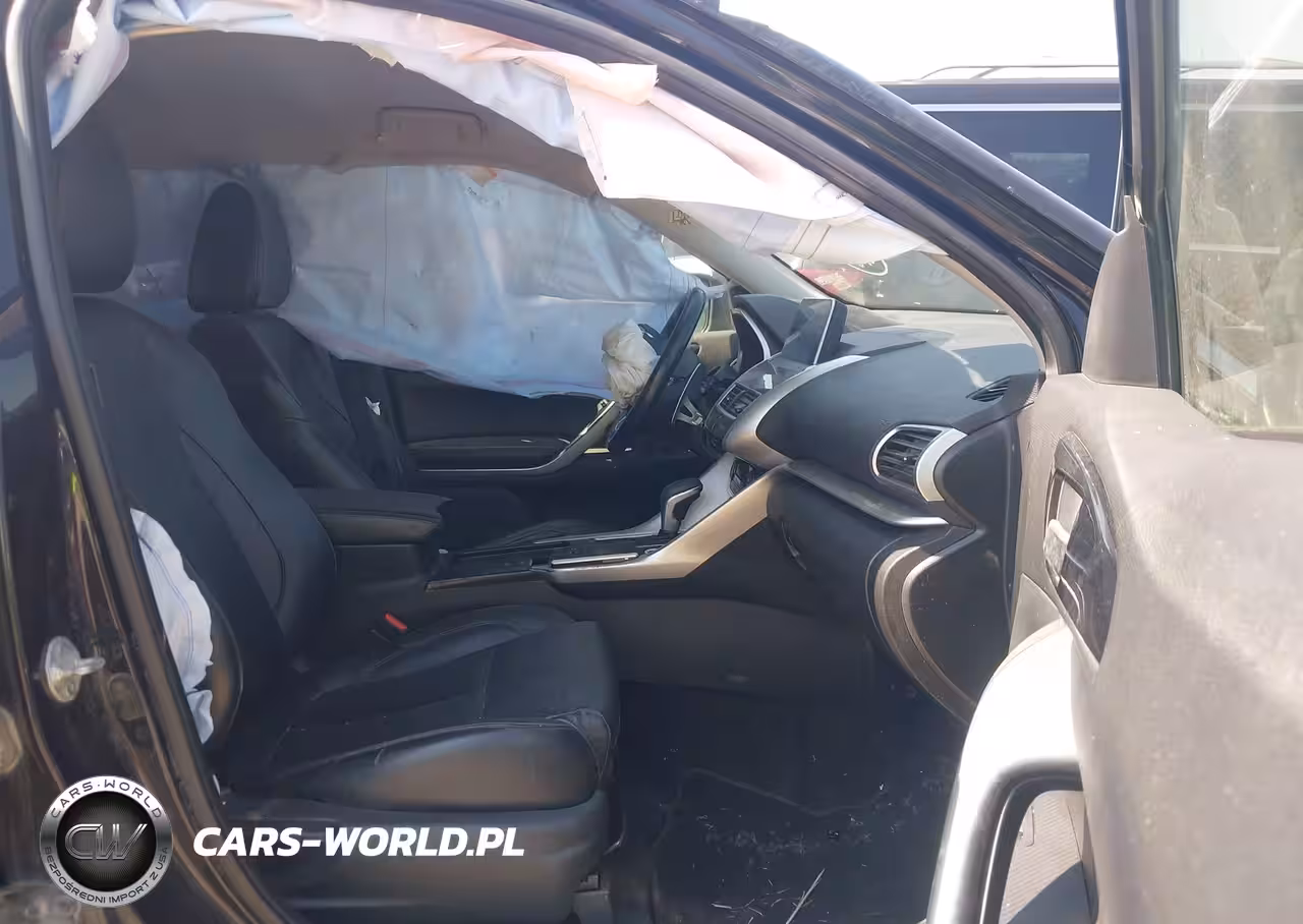 2018 MITSUBISHI ECLIPSE CROSS SEL VIN:JA4AT5AA4JZ048317 - 5