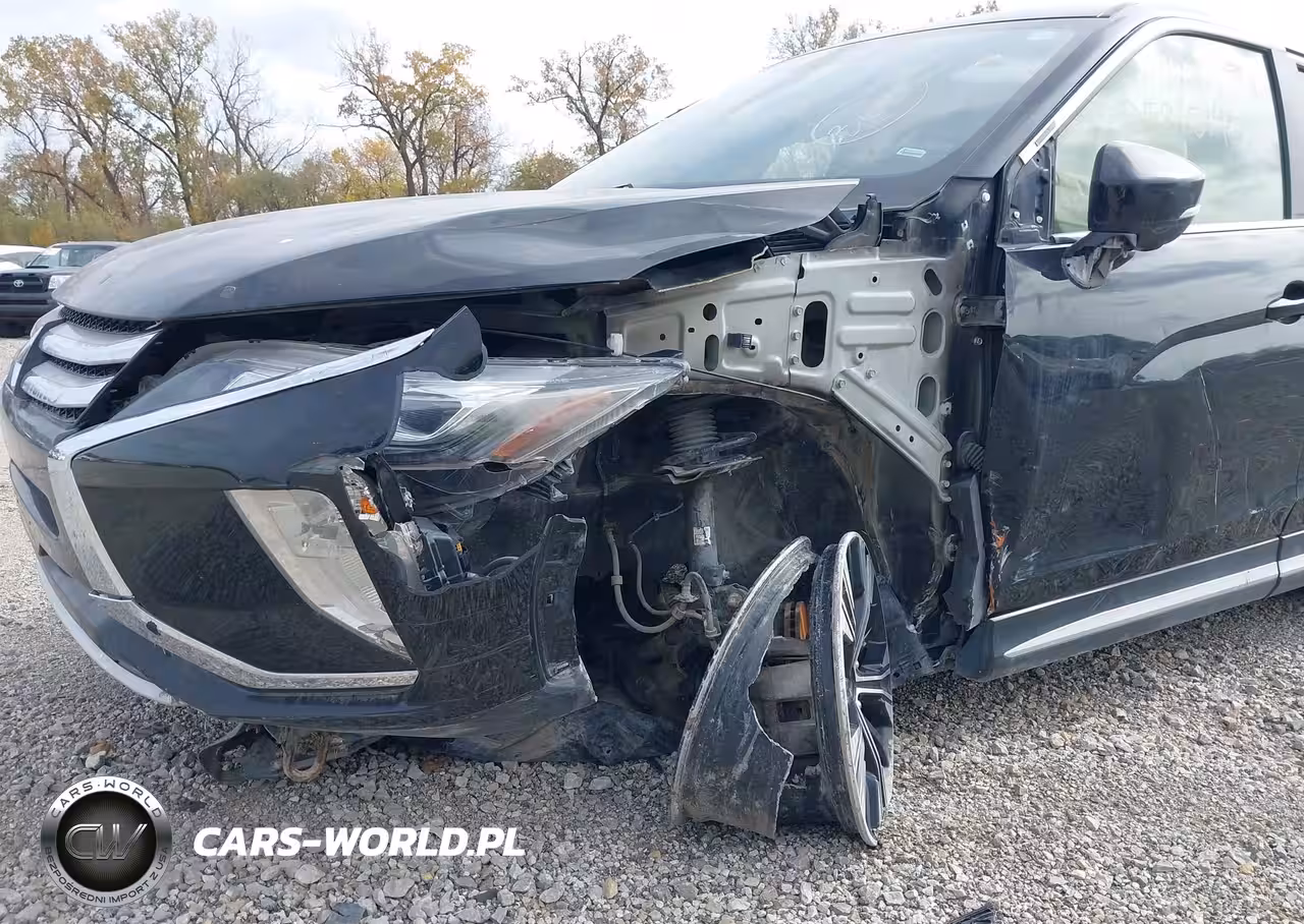 2018 MITSUBISHI ECLIPSE CROSS SEL VIN:JA4AT5AA4JZ048317 - 6