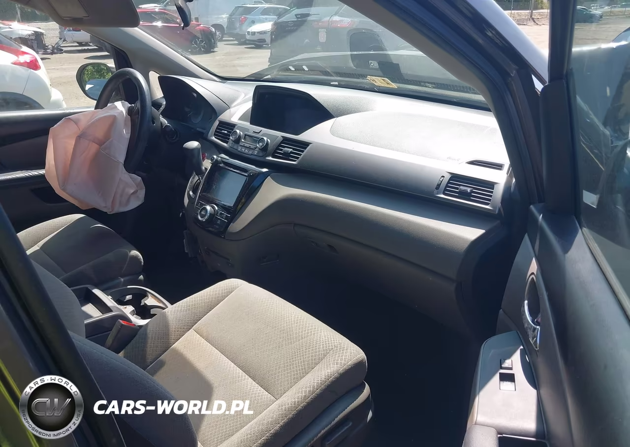 2017 Honda Odyssey Se VIN:5FNRL5H35HB011776 - 5
