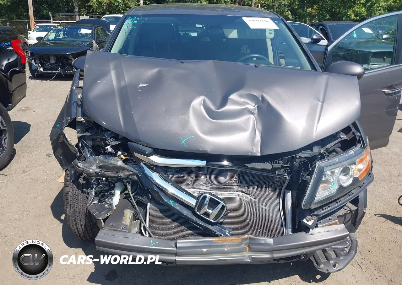 2017 Honda Odyssey Se VIN:5FNRL5H35HB011776 - 6