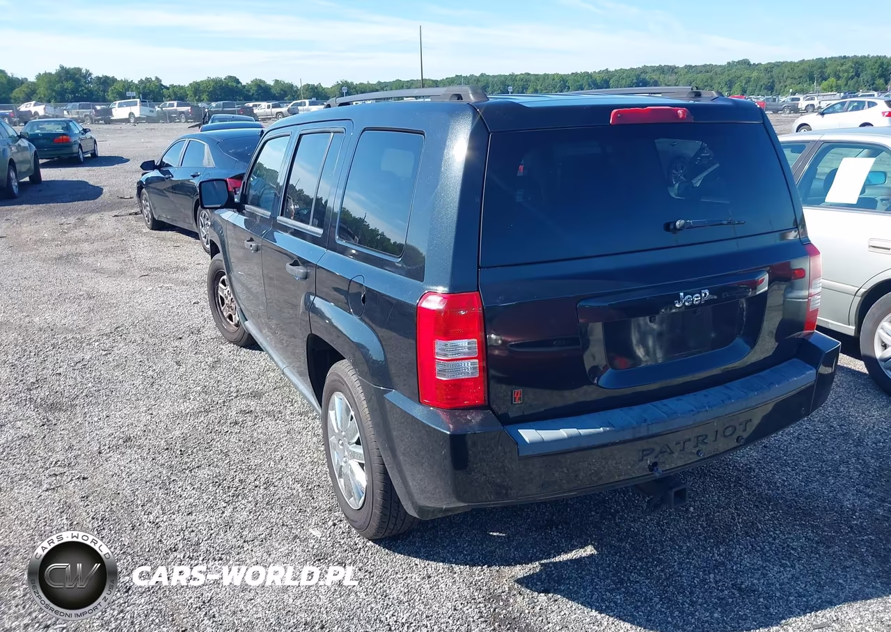 2008 Jeep Patriot Sport VIN:1J8FT28W68D71383 - 3