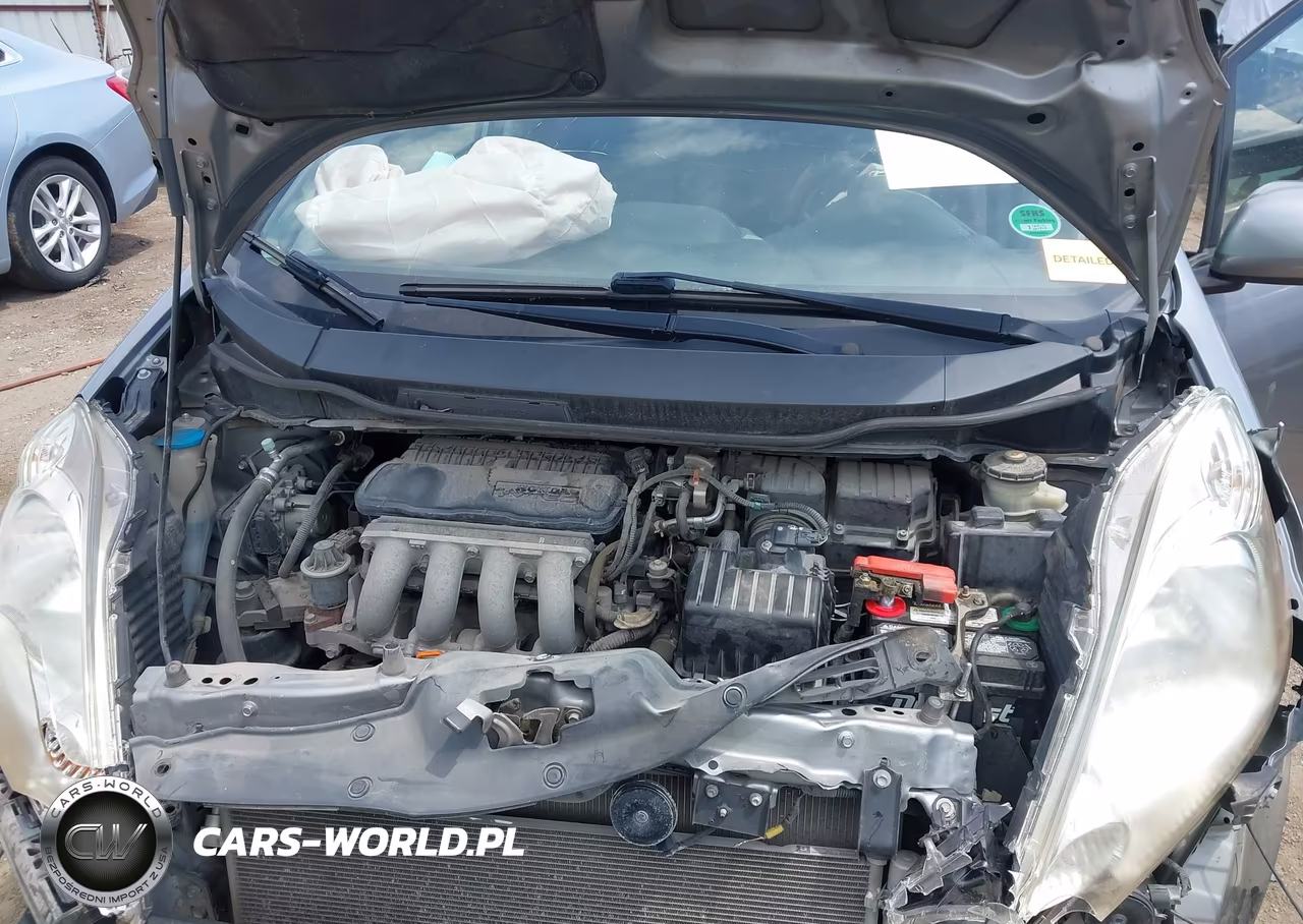 2010 Honda Fit Sport VIN:JHMGE8H4XAC028635 - 10