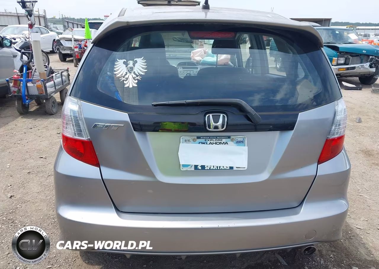 2010 Honda Fit Sport VIN:JHMGE8H4XAC028635 - 17