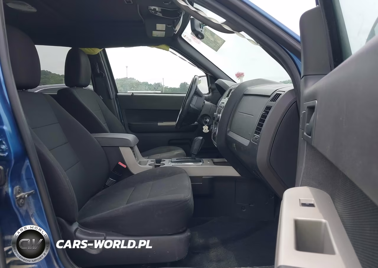 2010 Ford Escape Xlt VIN:1FMCU0D70AKA34174 - 5