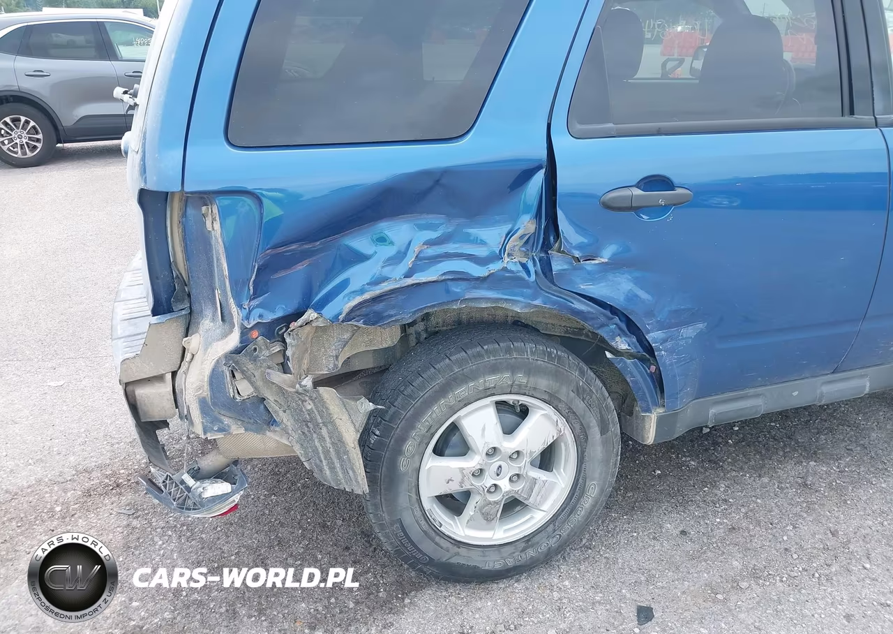 2010 Ford Escape Xlt VIN:1FMCU0D70AKA34174 - 6