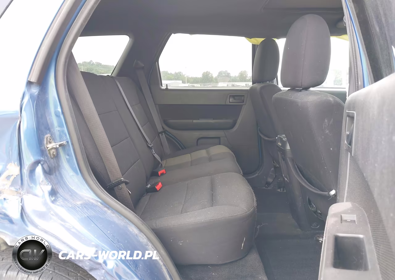 2010 Ford Escape Xlt VIN:1FMCU0D70AKA34174 - 8