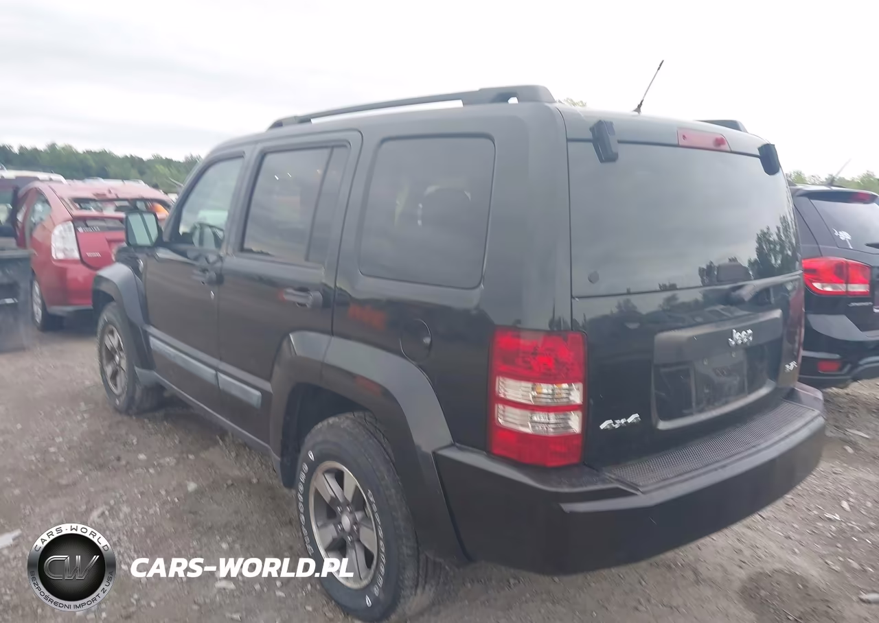 2008 Jeep Liberty Sport VIN:1J8GN28KX8W160342 - 3