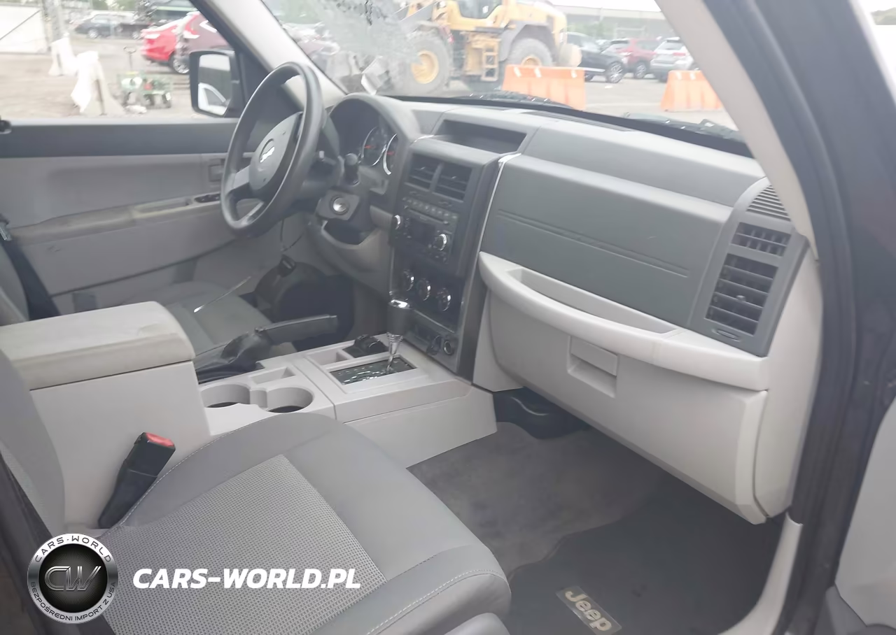 2008 Jeep Liberty Sport VIN:1J8GN28KX8W160342 - 5