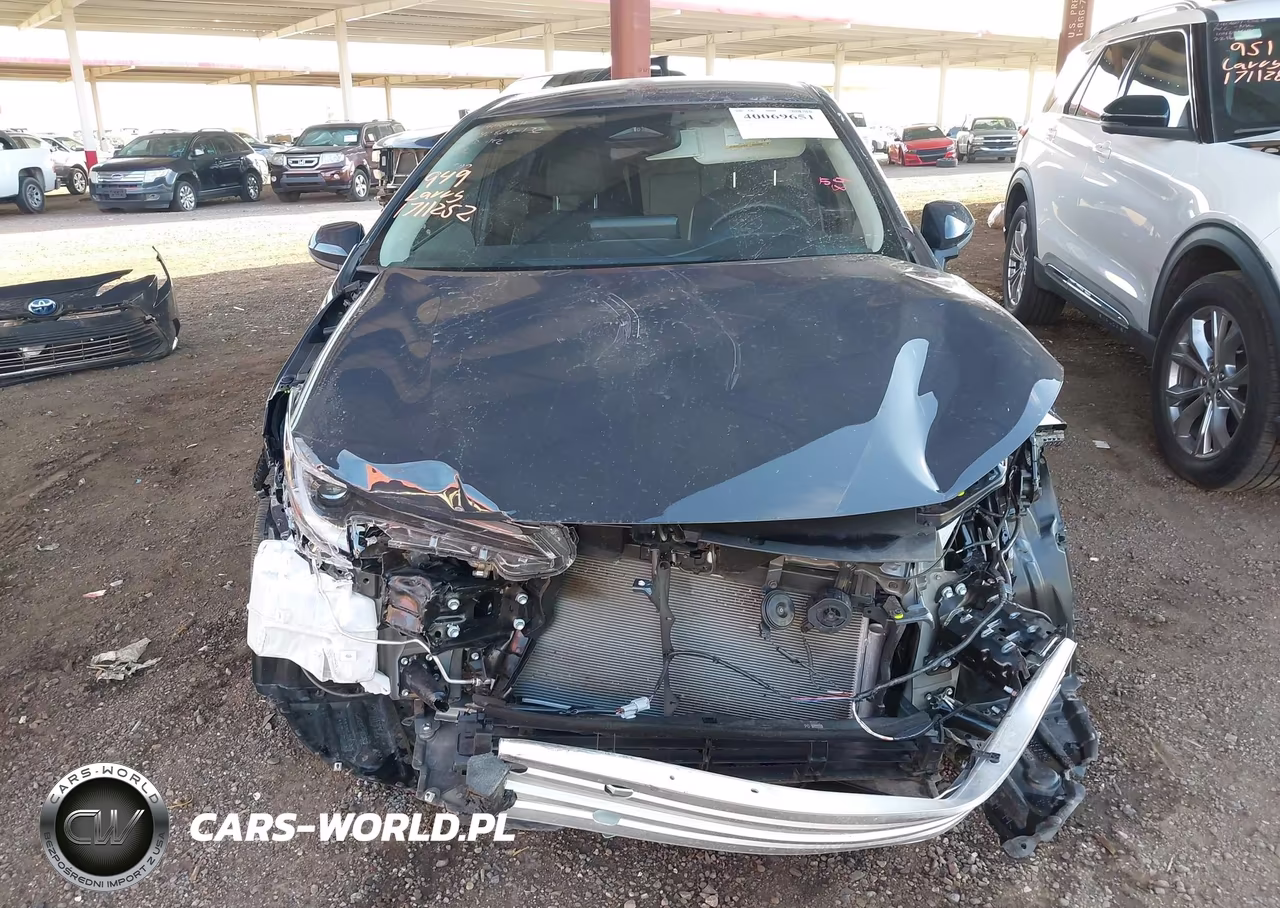 2024 Toyota Corolla Hybrid Le VIN:JTDBCMFEXR3035909 - 13