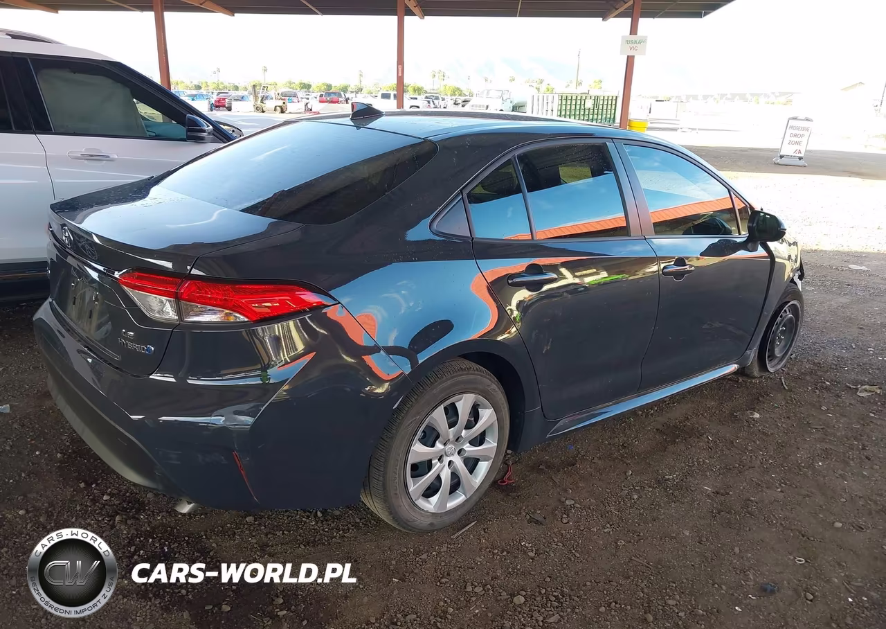 2024 Toyota Corolla Hybrid Le VIN:JTDBCMFEXR3035909 - 4