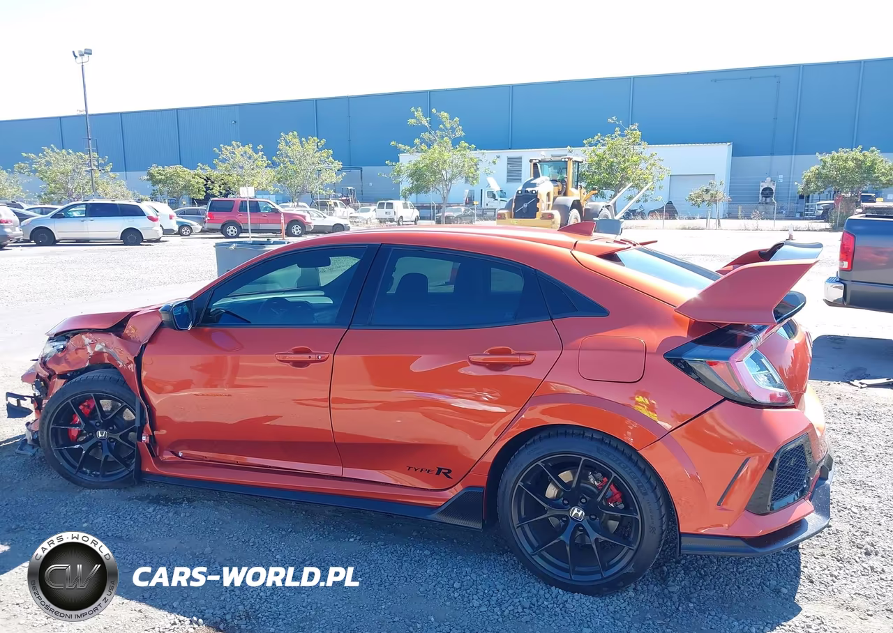 2018 Honda Civic Type R Touring VIN:SHHFK8G75JU204588 - 14