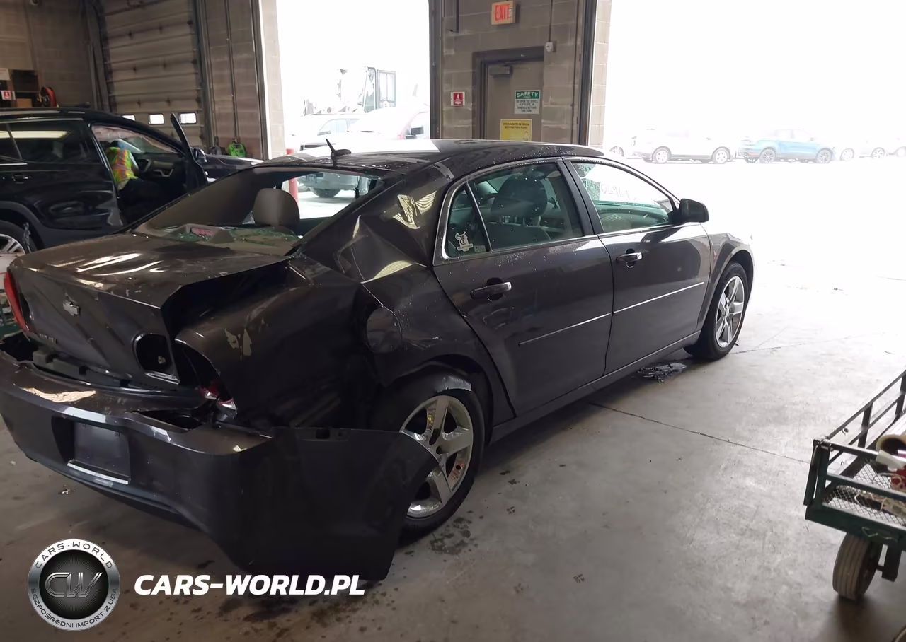 2011 Chevrolet Malibu Ls VIN:1G1ZB5E11BF189511 - 4