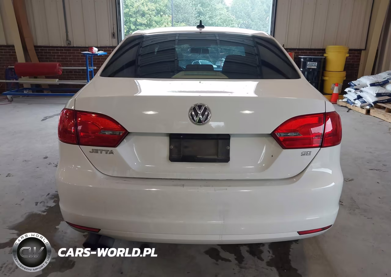 2014 Volkswagen Jetta 1.8T Se VIN:3VWB17AJ9EM385985 - 16