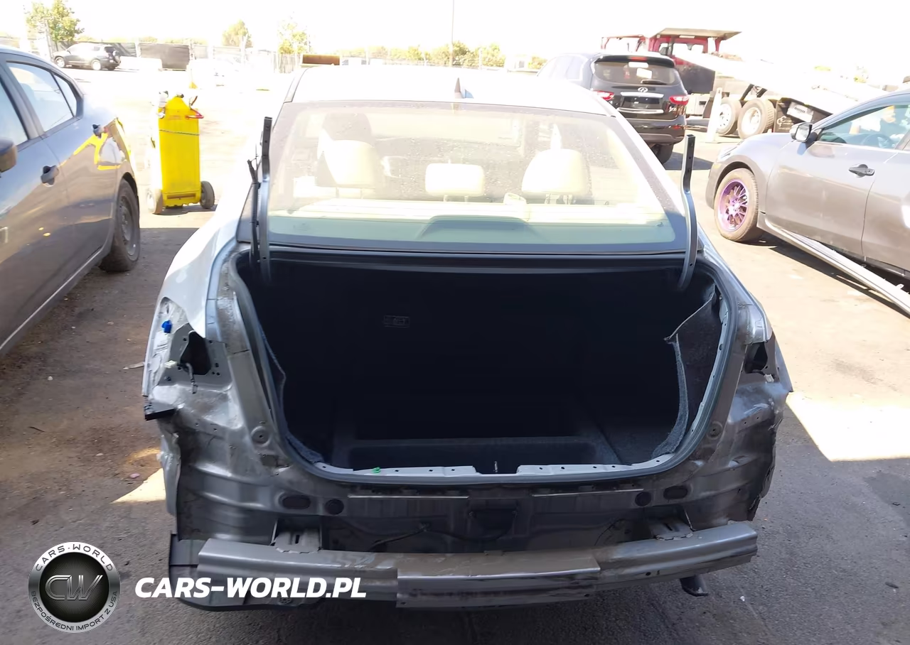 2017 Honda Accord Hybrid Touring VIN:JHMCR6F77HC025447 - 13