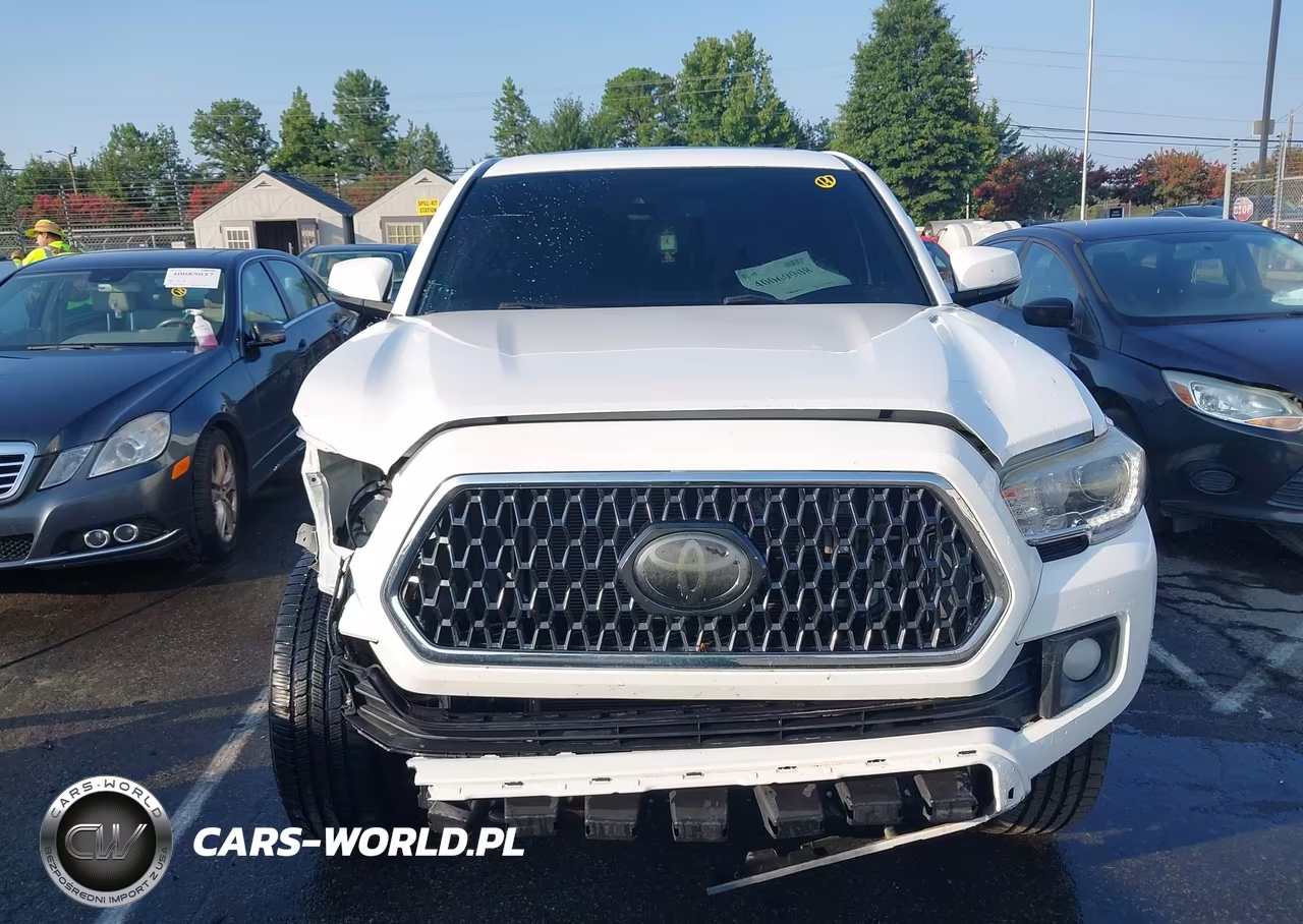 2018 Toyota Tacoma Trd Off Road VIN:3TMAZ5CN6JM058899 - 13