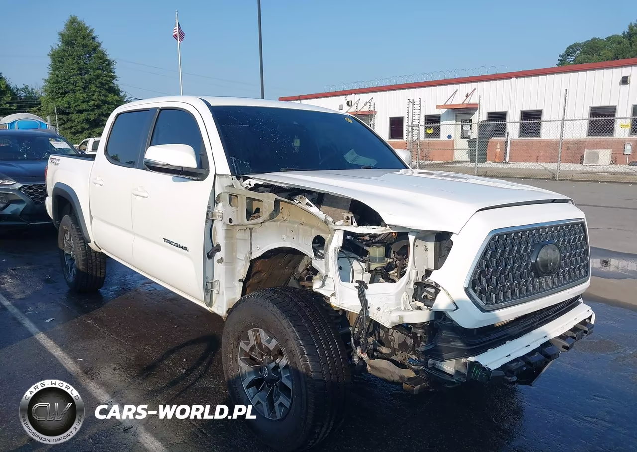 2018 Toyota Tacoma Trd Off Road VIN:3TMAZ5CN6JM058899 - 14