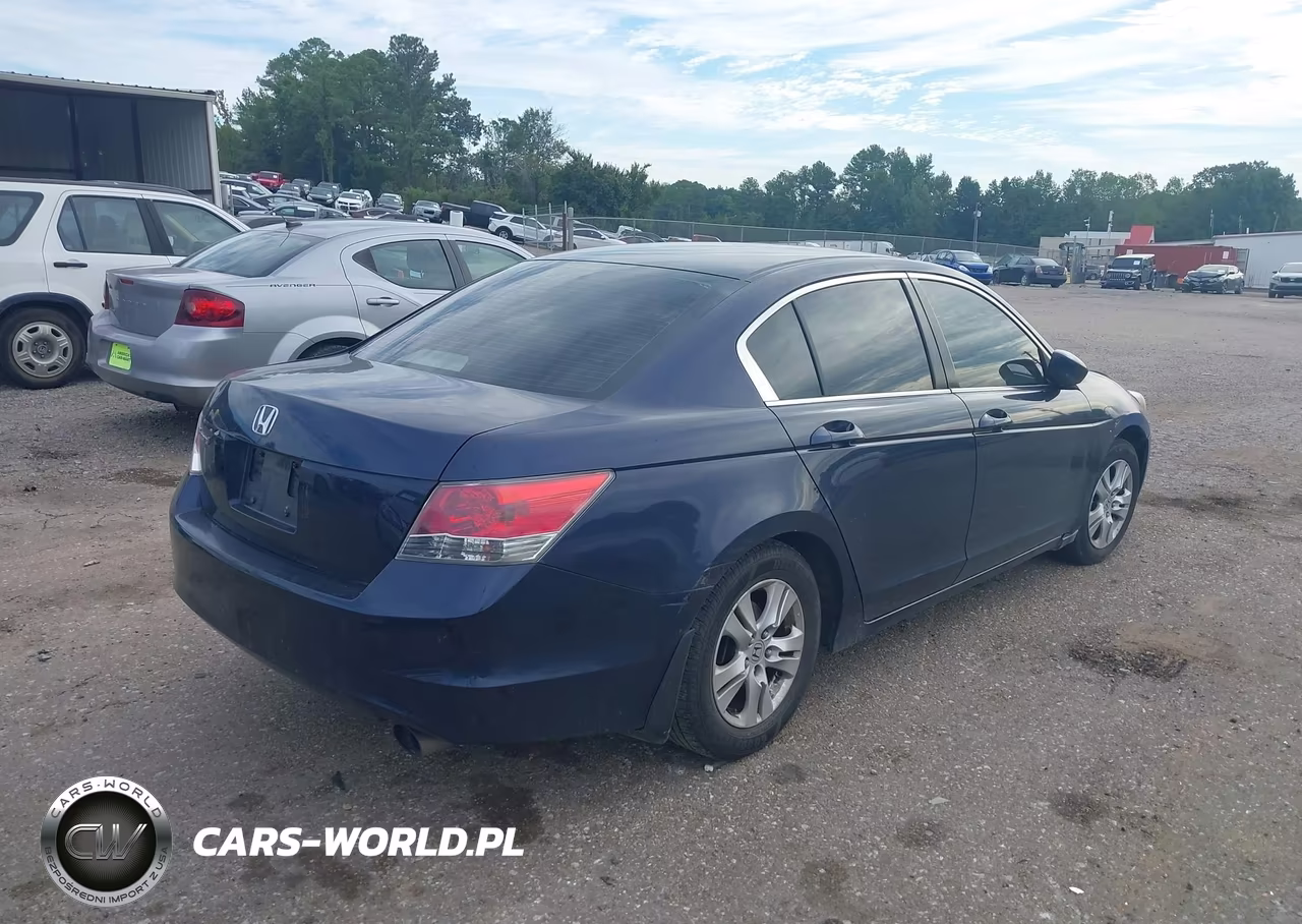 2008 Honda Accord Lxp VIN:JHMCP264X8C013068 - 4