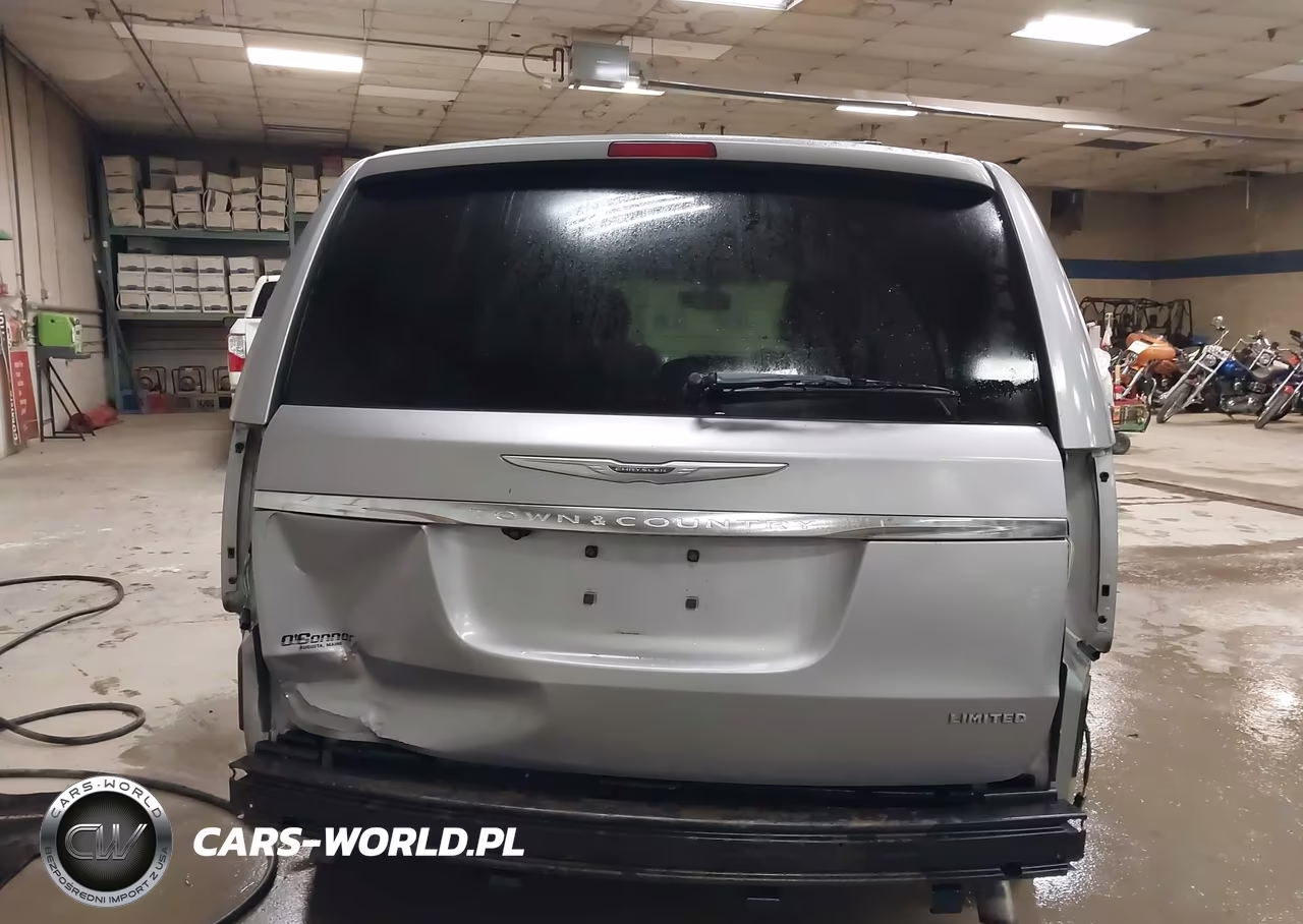 2014 Chrysler Town & Country Limited VIN:2C4RC1GG1ER189374 - 17