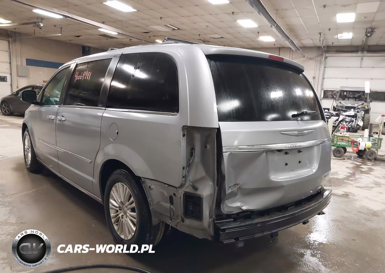2014 Chrysler Town & Country Limited VIN:2C4RC1GG1ER189374 - 6