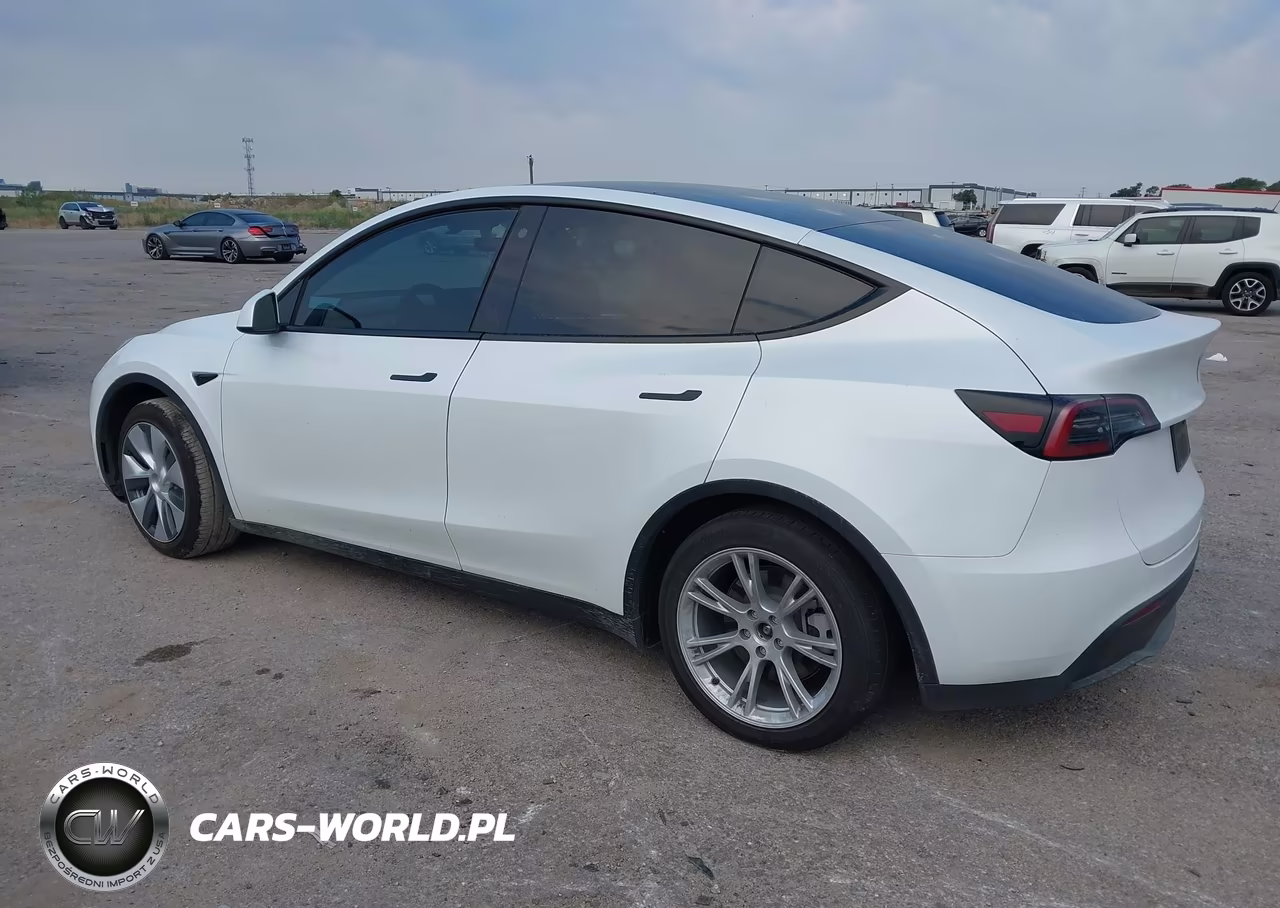 2023 Tesla Model Y Awd-Long Range Dual Motor All-Wheel Drive VIN:7SAYGDEE0PA096072 - 3