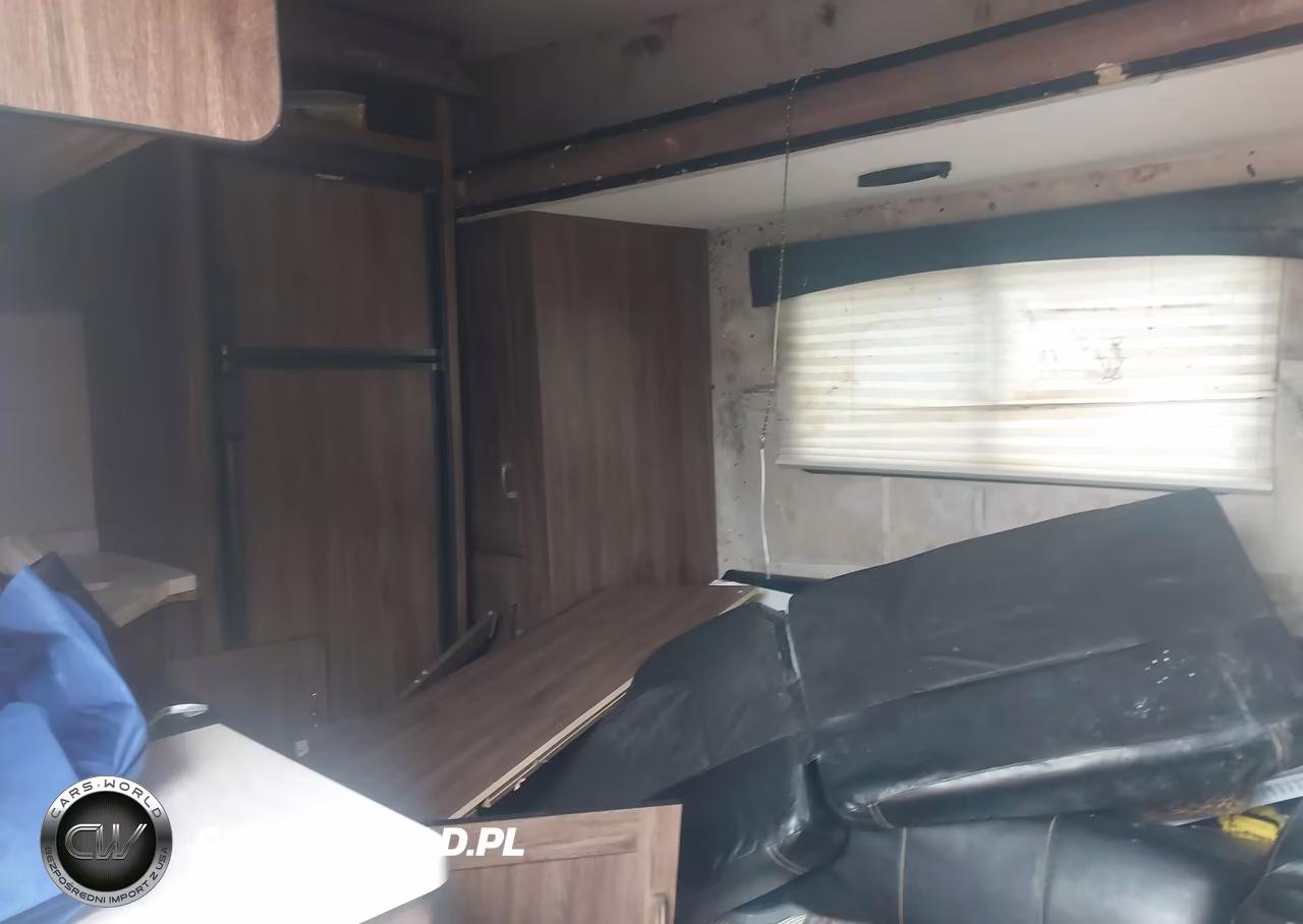 2019 Forest River Work And Play VIN:5ZT2WPVB8K7018796 - 8