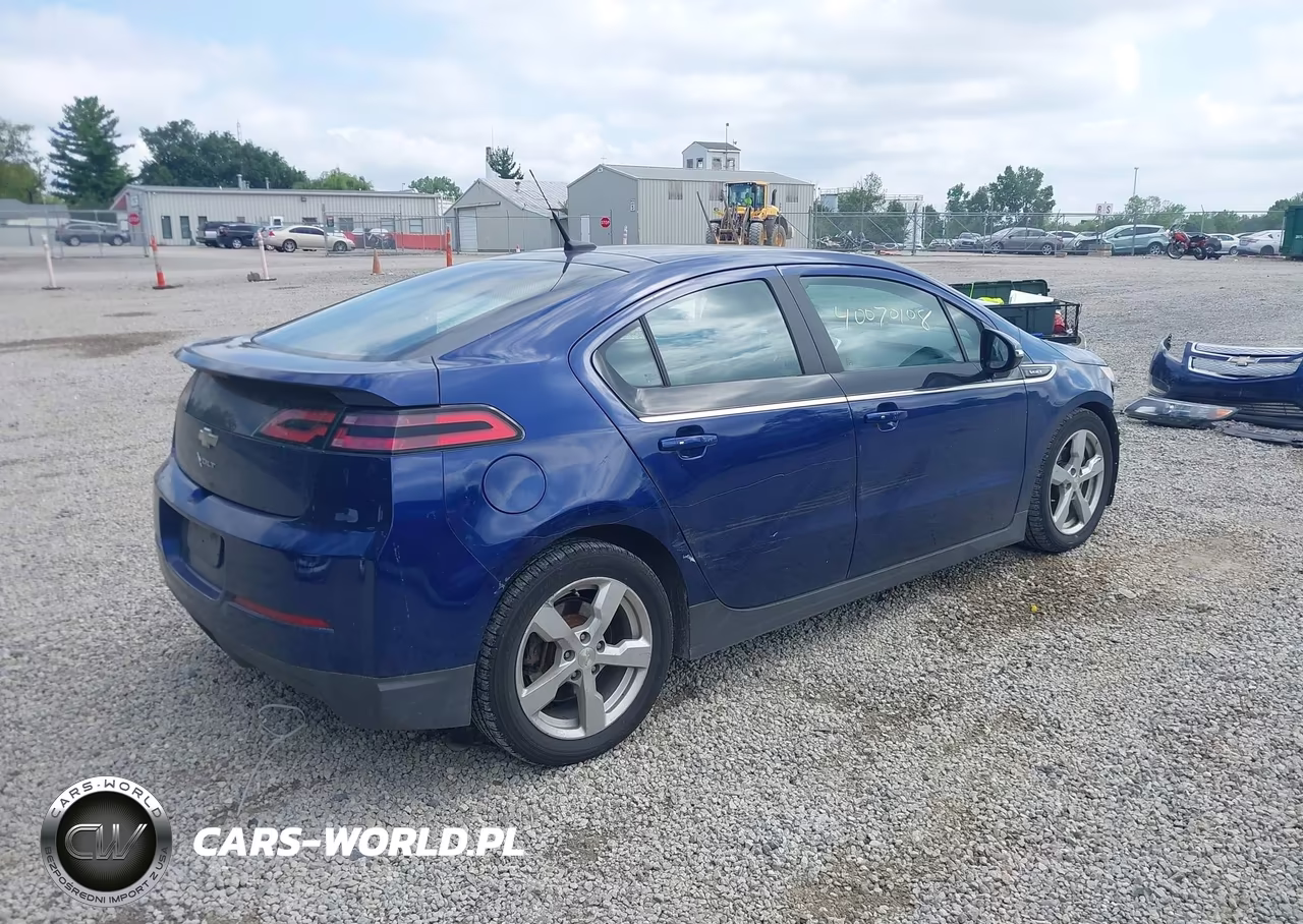 2013 Chevrolet Volt VIN:1G1RA6E45DU121861 - 4