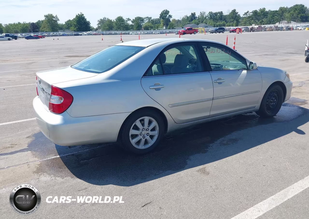 2003 Toyota Camry Le-Xle-Se VIN:4T1BE30KX3U657328 - 4