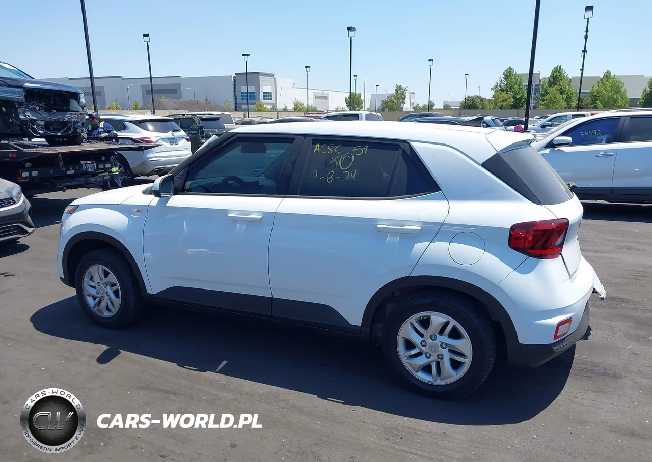 2021 Hyundai Venue Se VIN:KMHRB8A35MU109900 - 14
