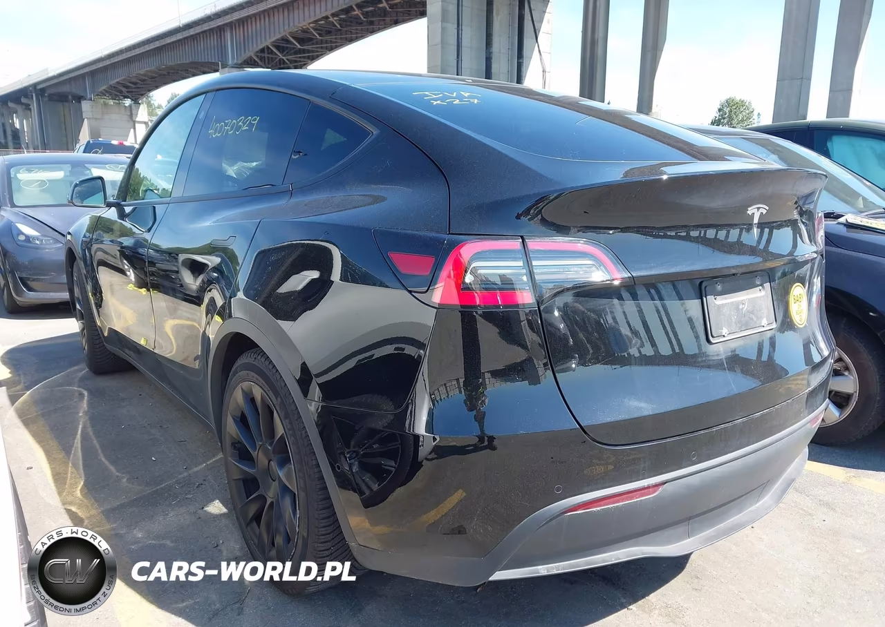 2015 Toyota Corolla S Plus VIN:5YFBURHE5FP337411 - 3