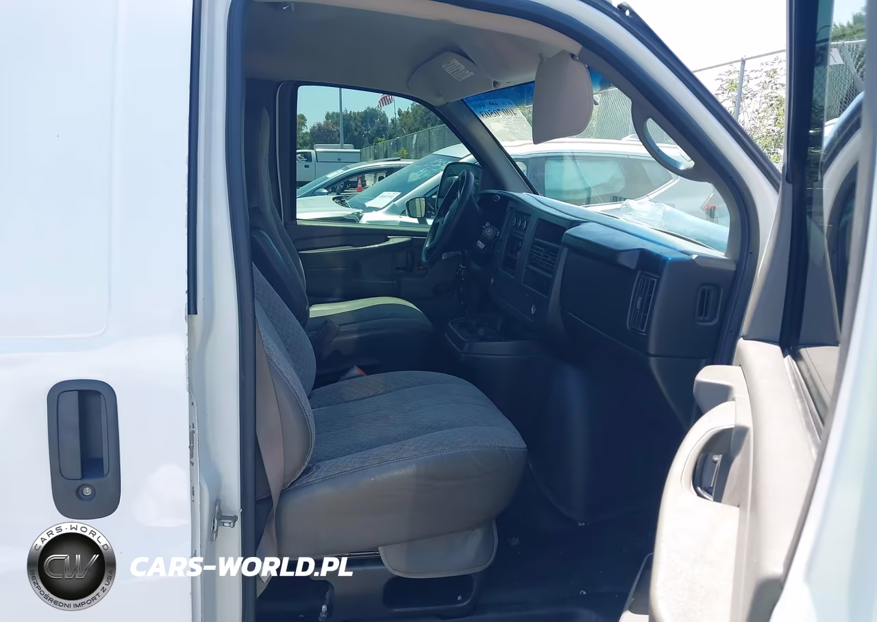 2009 Chevrolet Express 2500 Work Van VIN:1GCGG25C591163033 - 5