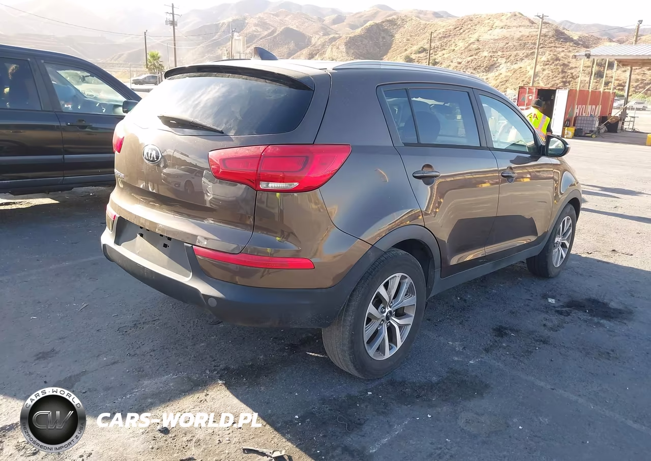 2015 Kia Sportage Lx VIN:KNDPB3AC5F7691786 - 4