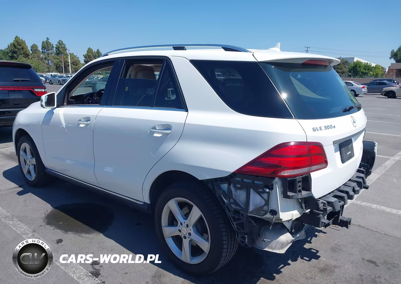 2016 Mercedes-Benz Gle 300D 4Matic VIN:4JGDA0EB4GA792680 - 3