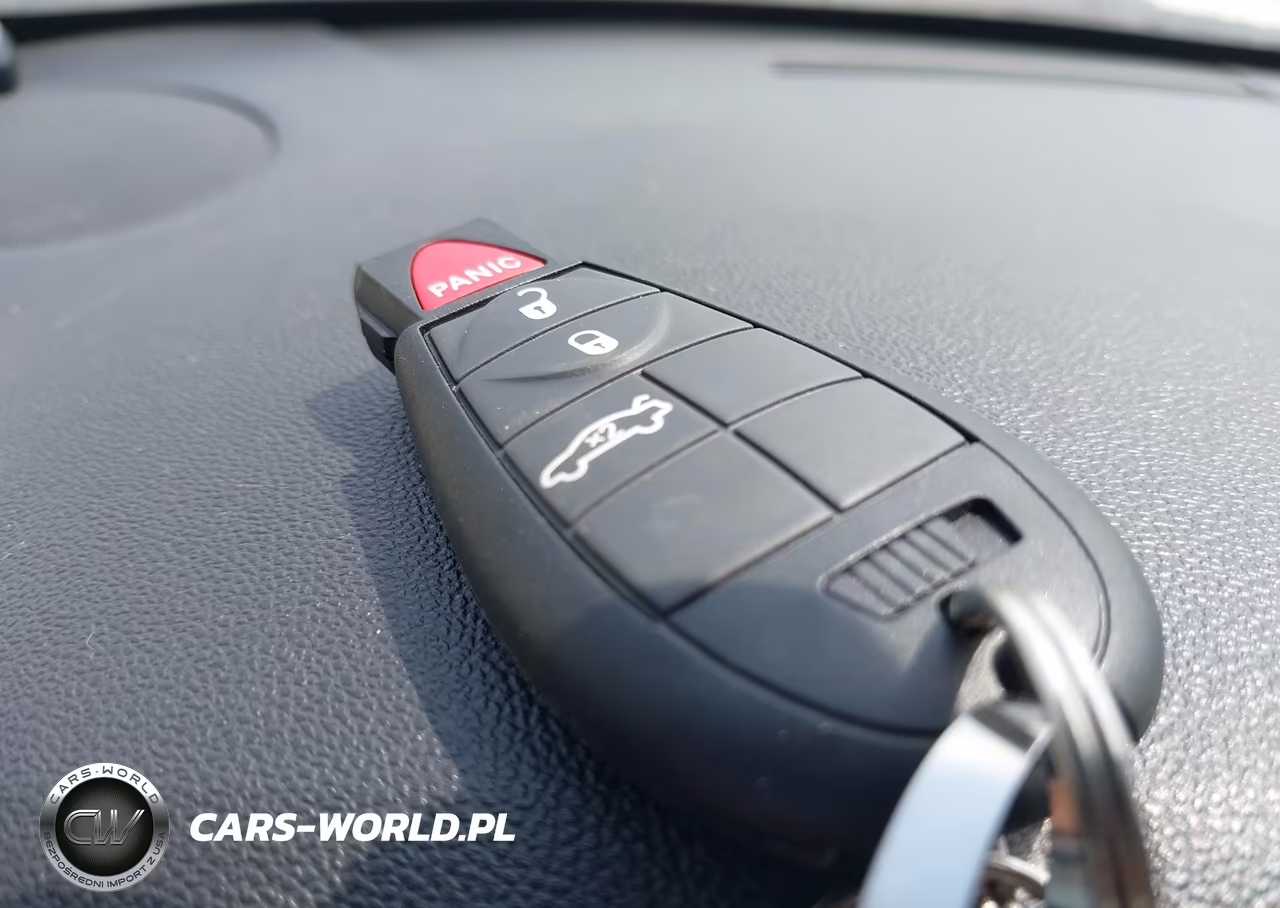 2008 Chrysler 300 Touring VIN:2C3KA53G78H158052 - 11