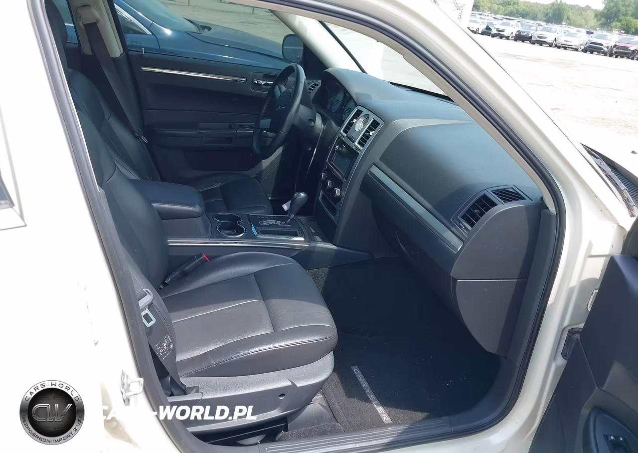 2008 Chrysler 300 Touring VIN:2C3KA53G78H158052 - 5