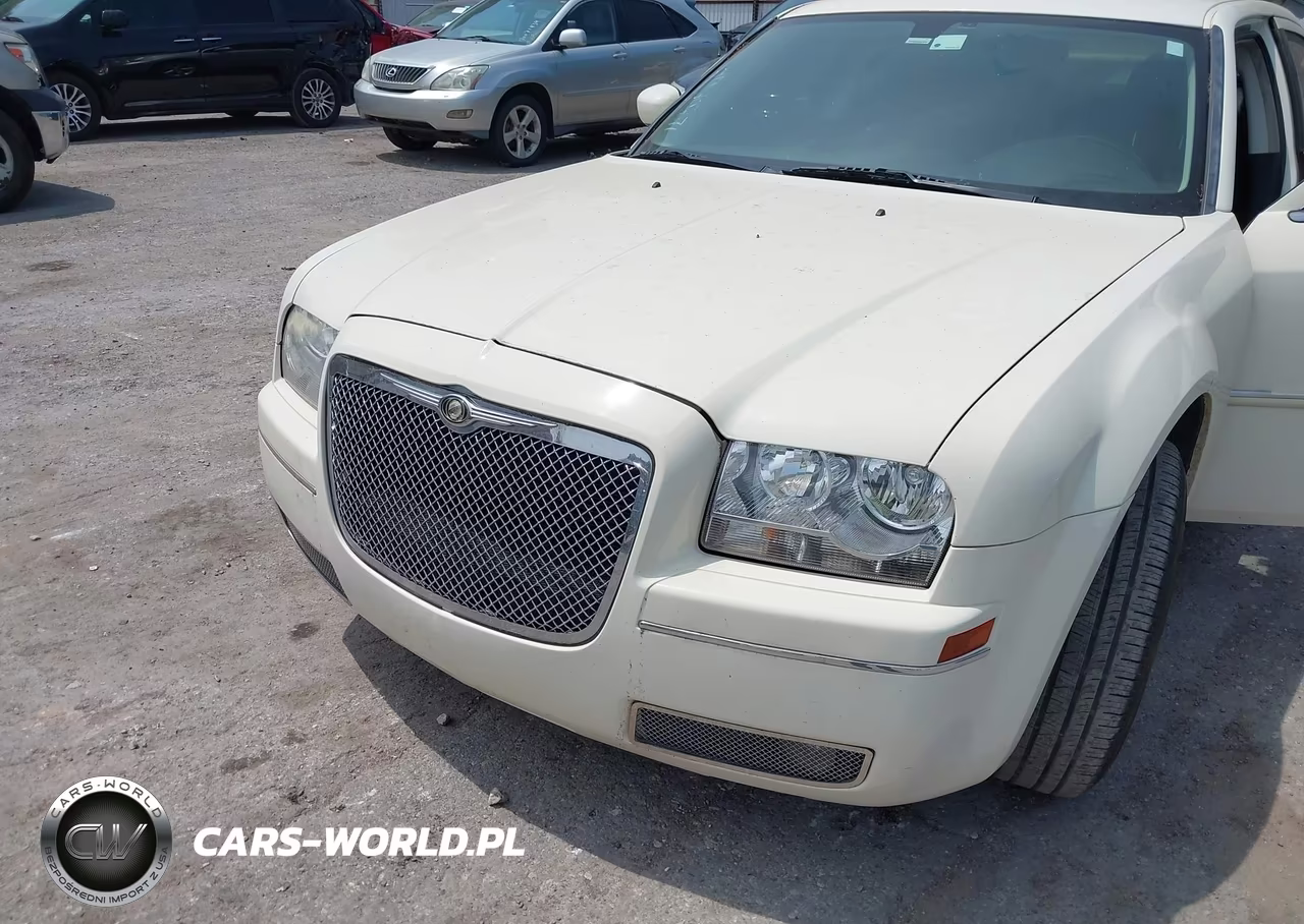 2008 Chrysler 300 Touring VIN:2C3KA53G78H158052 - 6