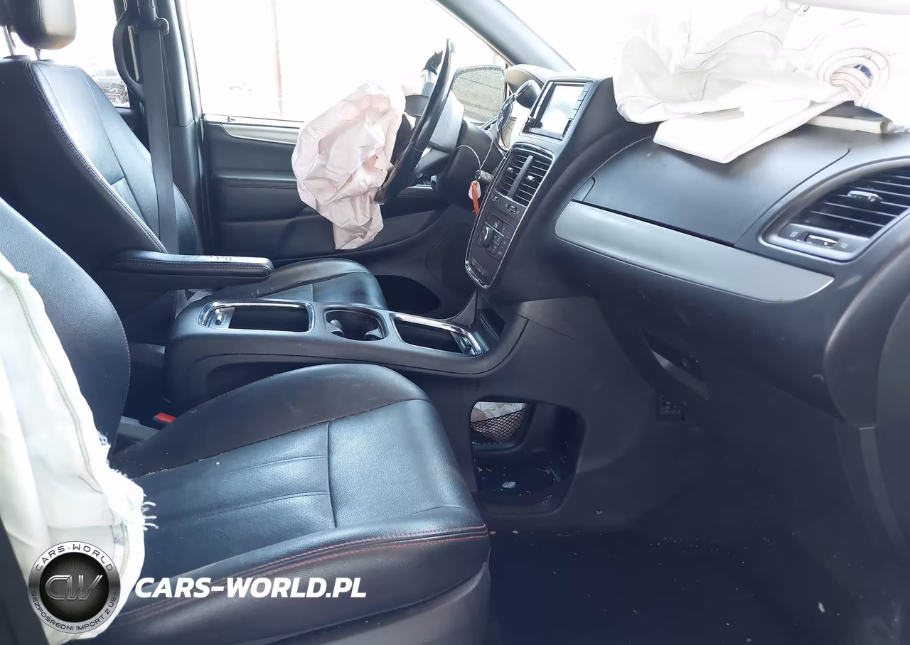 2019 Dodge Grand Caravan Gt VIN:2C4RDGEG7KR680188 - 5