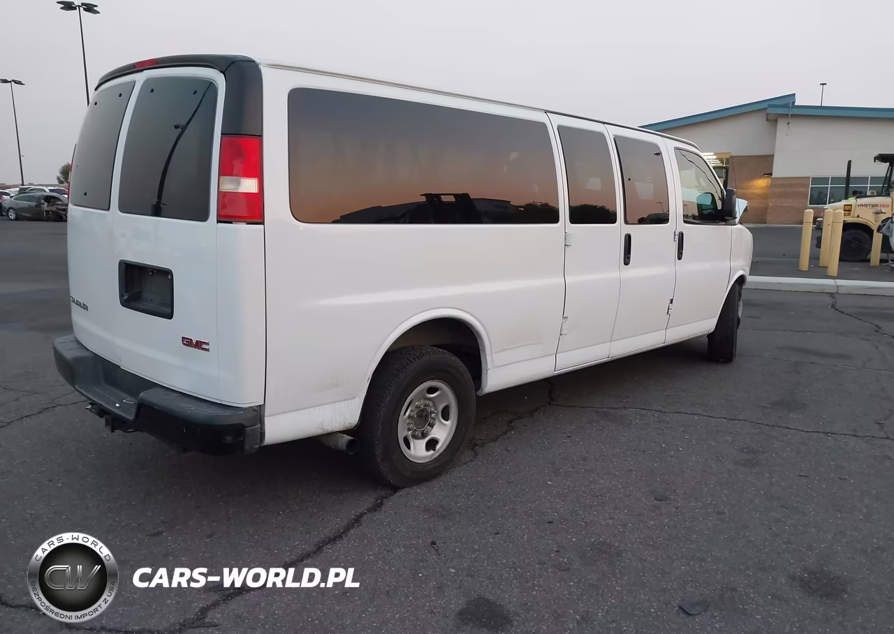 2017 GMC Savana 3500 Ls VIN:1GJZ7NFF9H1151171 - 4