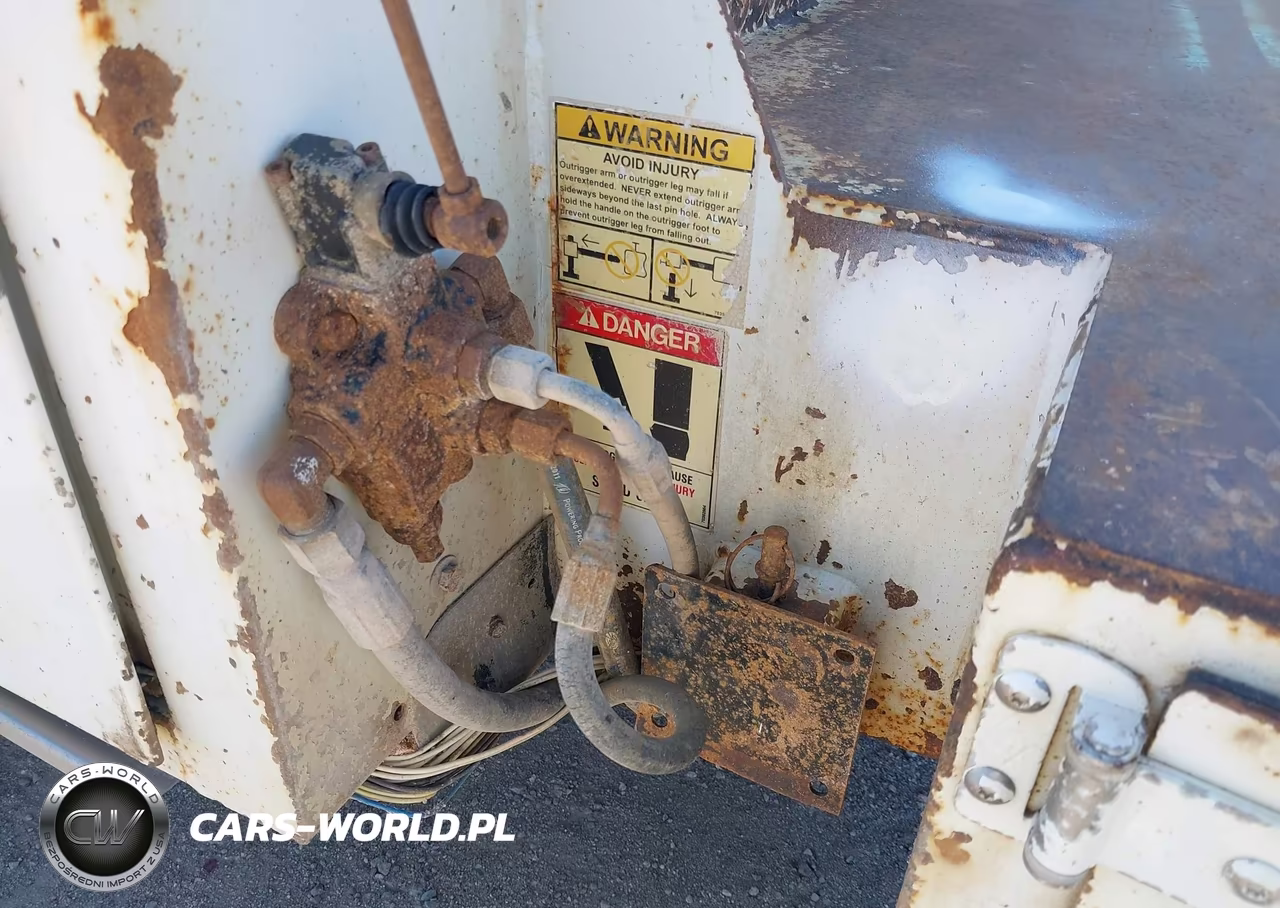 2011 Ford F-550 Chassis Xl VIN:1FD0W5HT7BEC48841 - 14