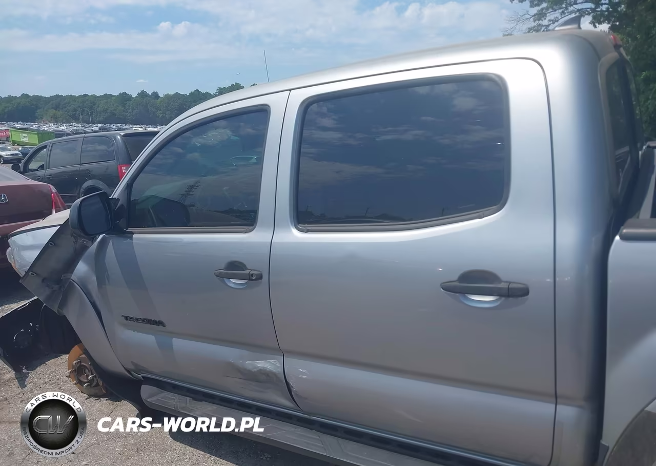 2015 Toyota Tacoma Prerunner V6 VIN:3TMJU4GN7FM178852 - 14