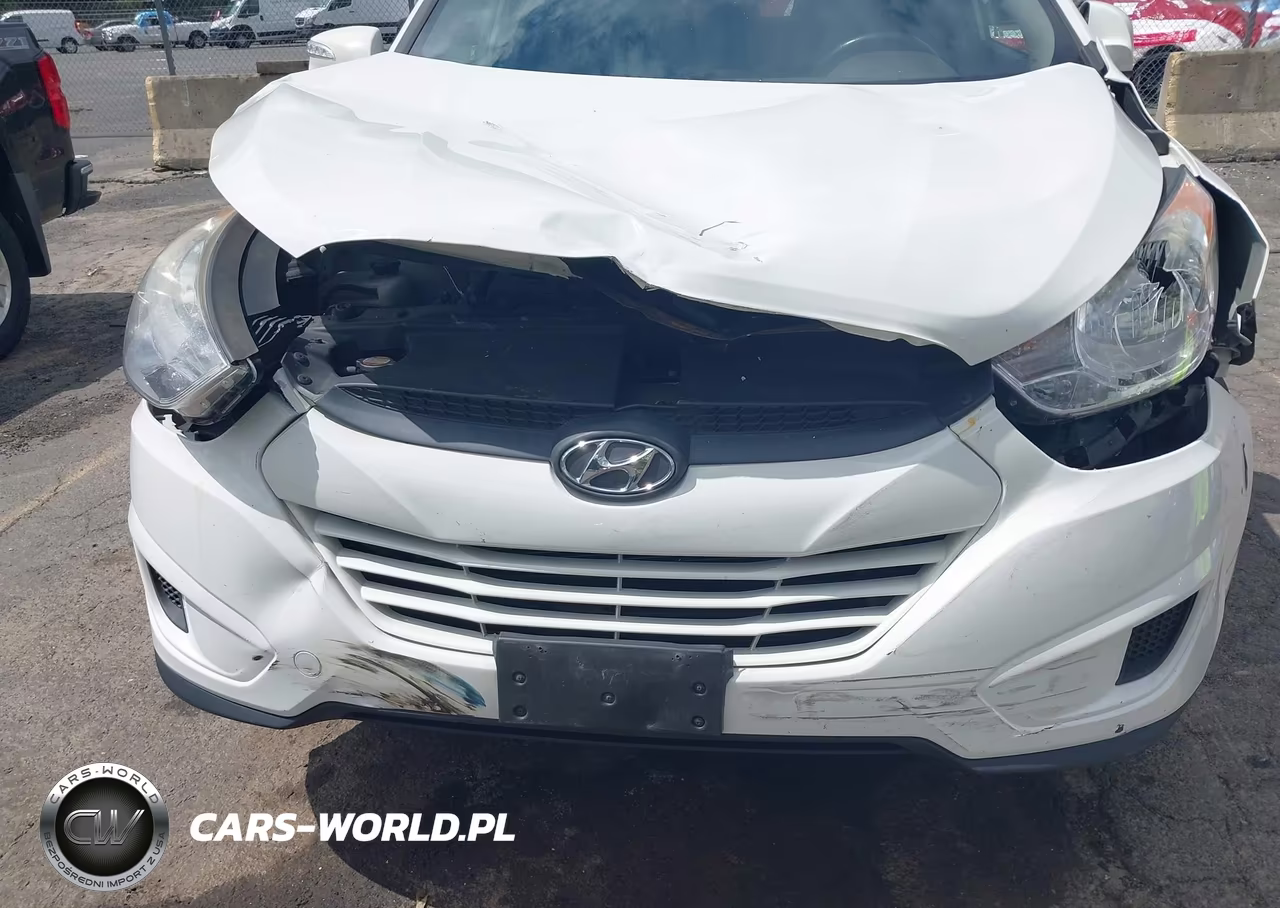 2012 Hyundai Tucson Gls VIN:KM8JUCAC5CU396115 - 6