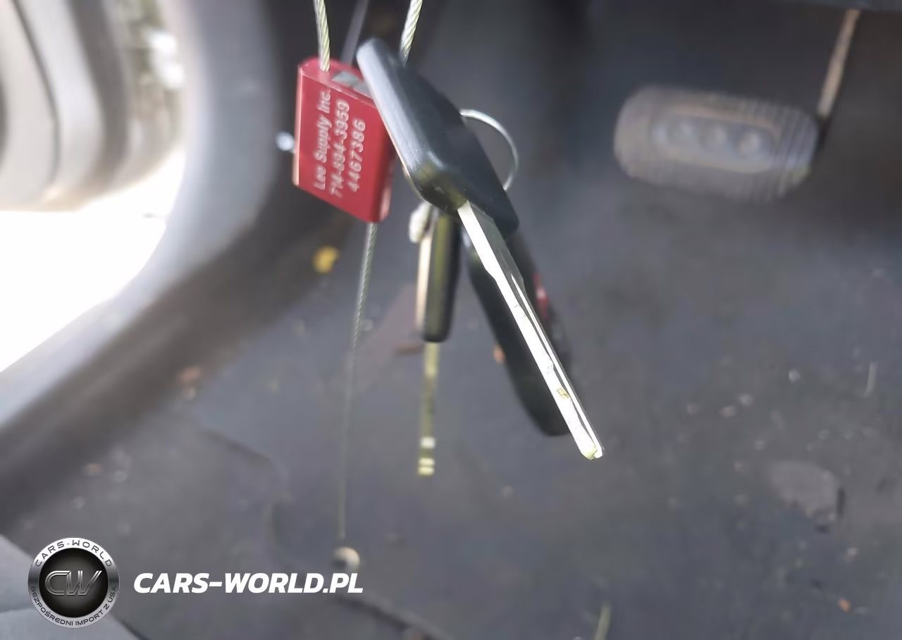 2008 Nissan Versa 1.8S VIN:3N1BC13E58L414406 - 11
