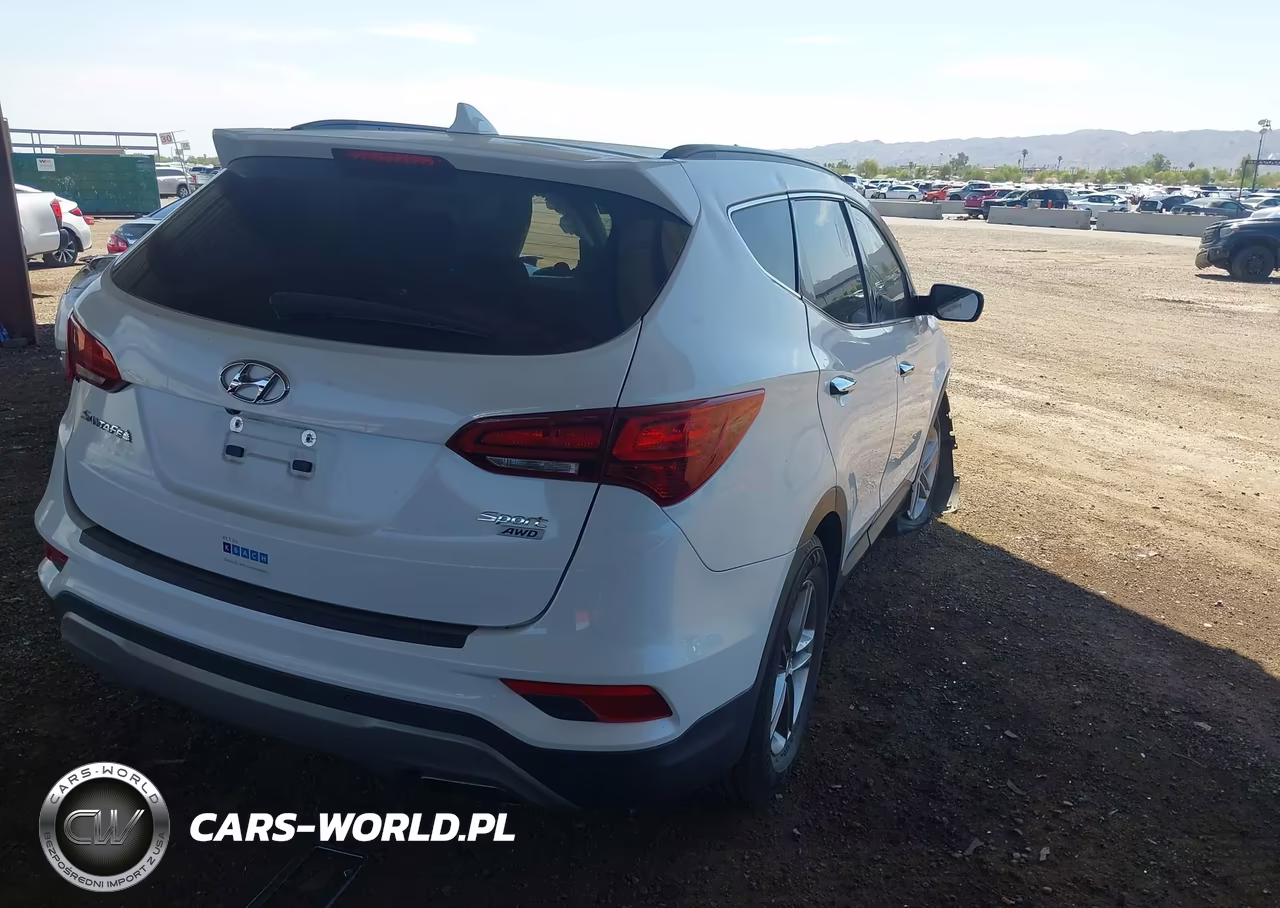 2018 Hyundai Santa Fe Sport 2.4 Luxury VIN:5NMZUDLB7JH079233 - 4