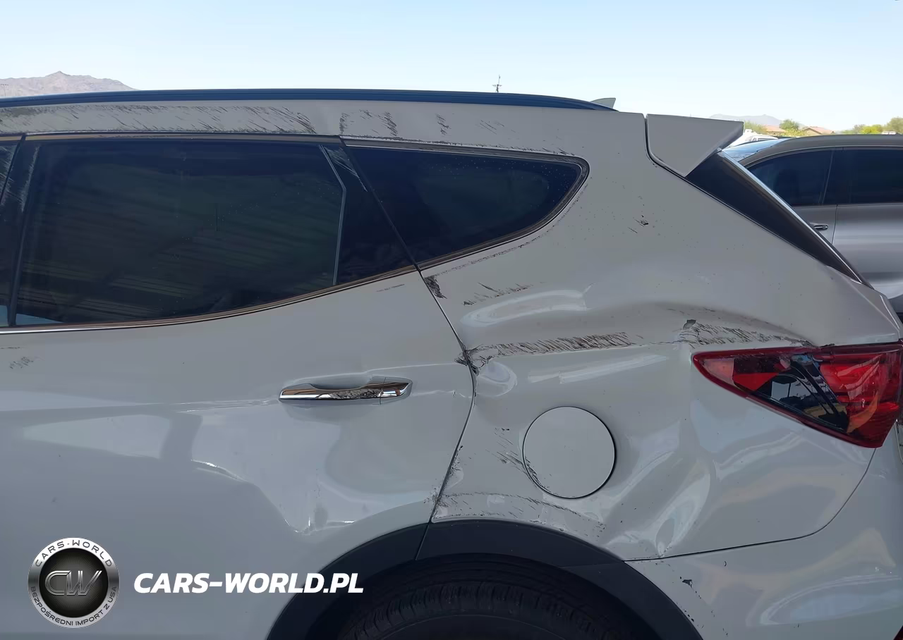 2018 Hyundai Santa Fe Sport 2.4 Luxury VIN:5NMZUDLB7JH079233 - 6
