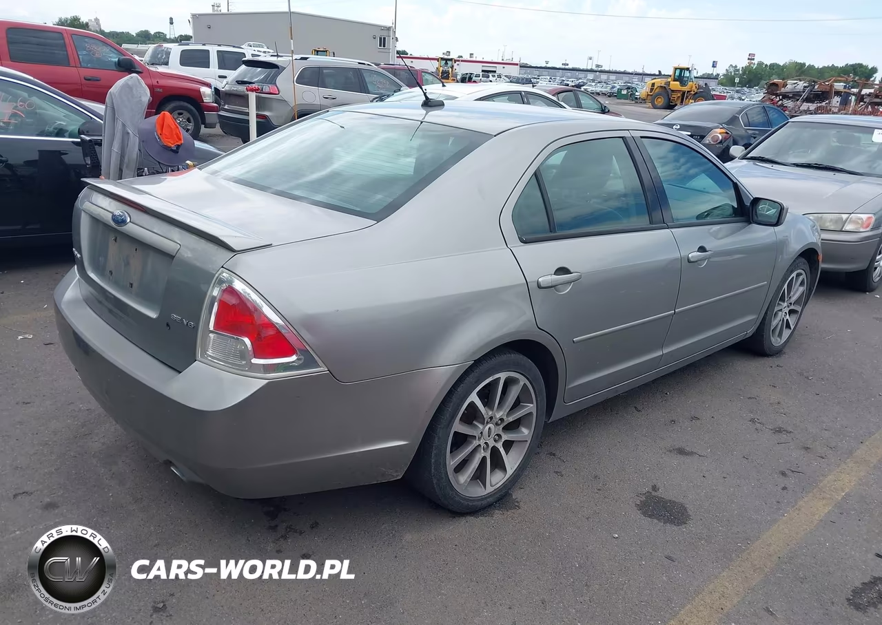 2009 Ford Fusion Se VIN:3FAHP07169R136696 - 4