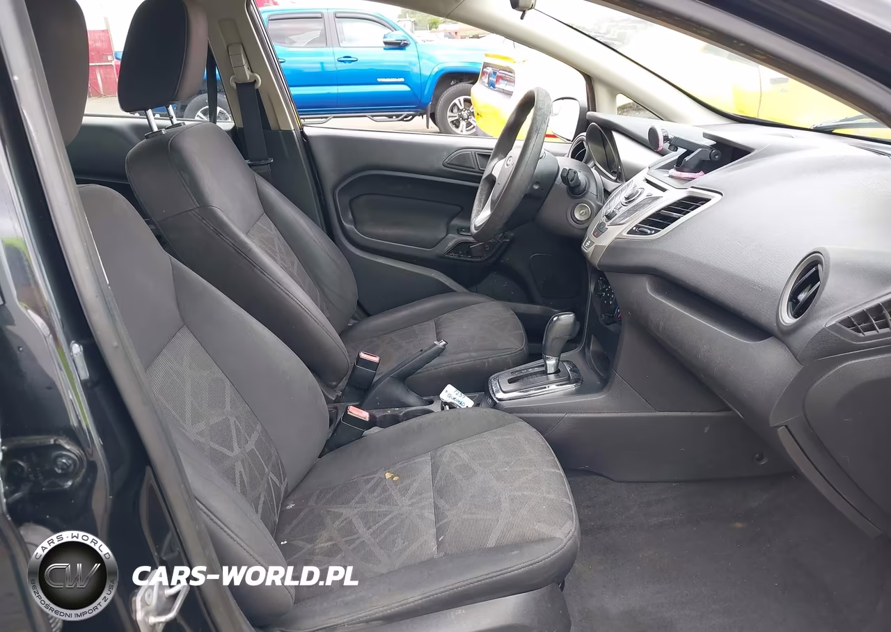 2011 Ford Fiesta Se VIN:3FADP4BJ1BM157388 - 5