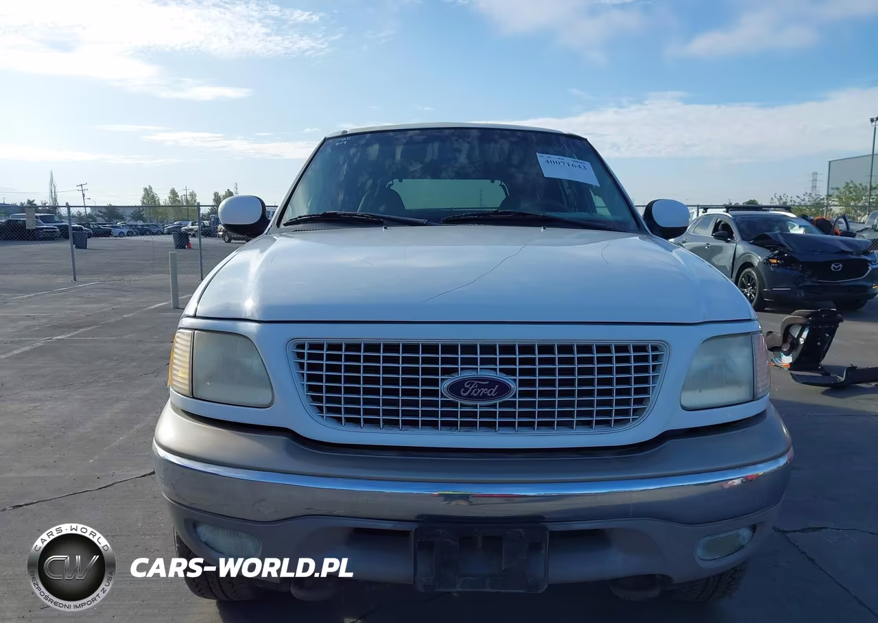 2000 Ford Expedition Eddie Bauer VIN:1FMPU18L4YLA40773 - 12