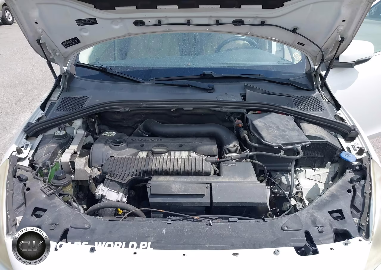 2012 Volvo S60 T5 VIN:YV1622FSXC2130427 - 10