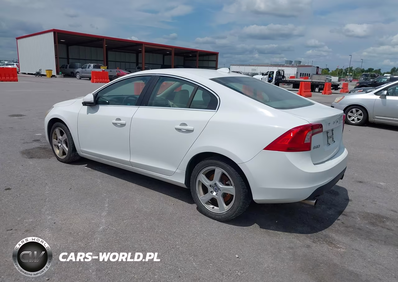 2012 Volvo S60 T5 VIN:YV1622FSXC2130427 - 3