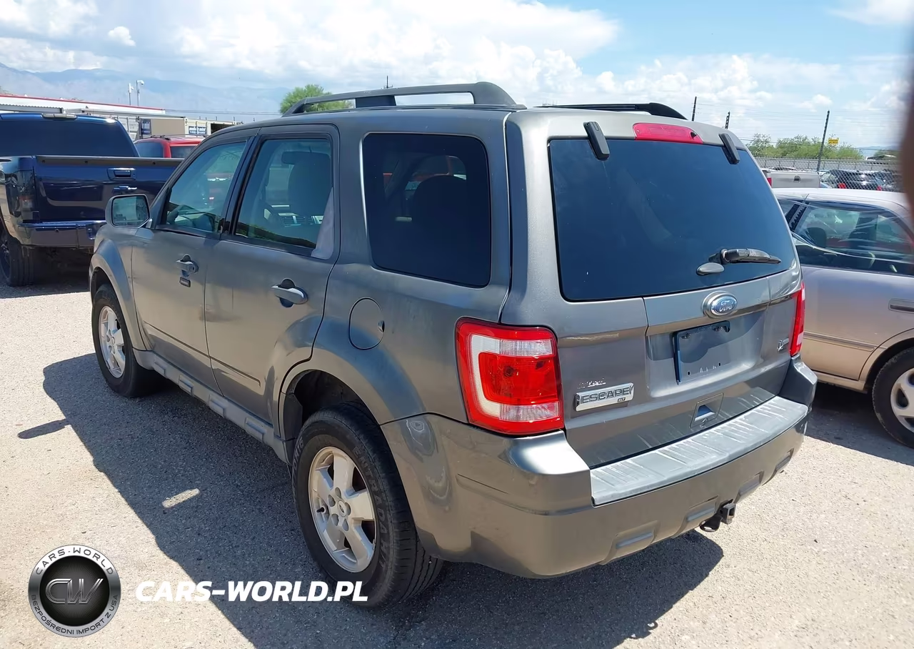 2011 Ford Escape Xlt VIN:1FMCU0DG9BKC30129 - 3