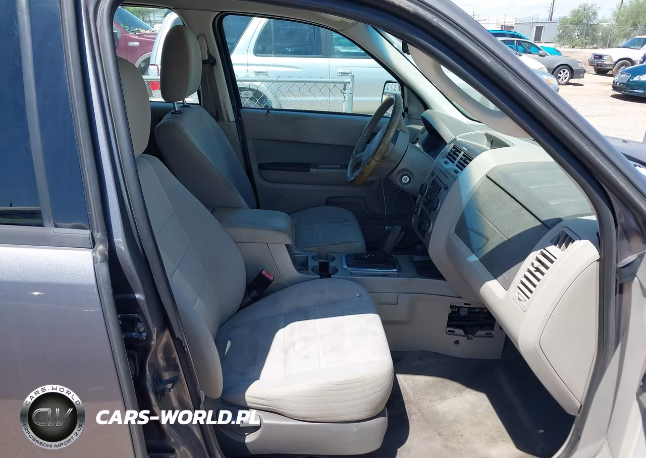 2011 Ford Escape Xlt VIN:1FMCU0DG9BKC30129 - 5